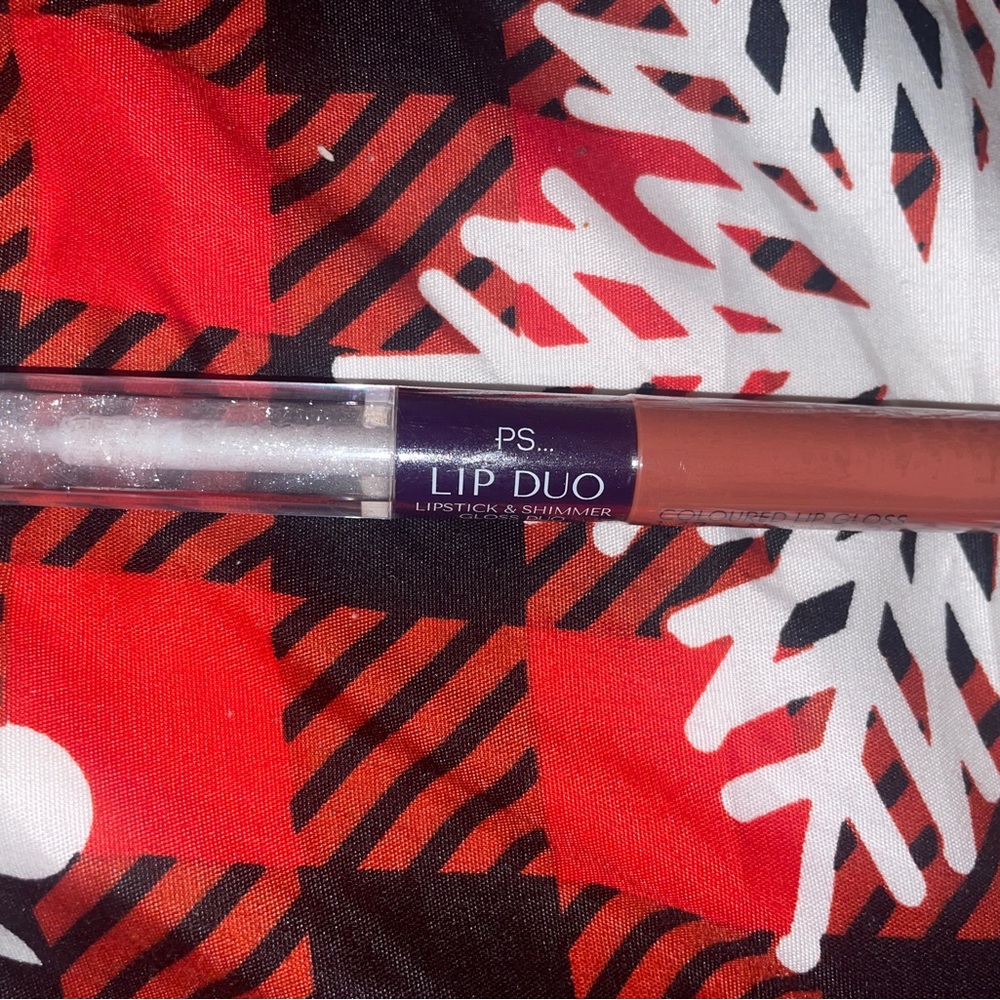 P.S… LIP DUO
